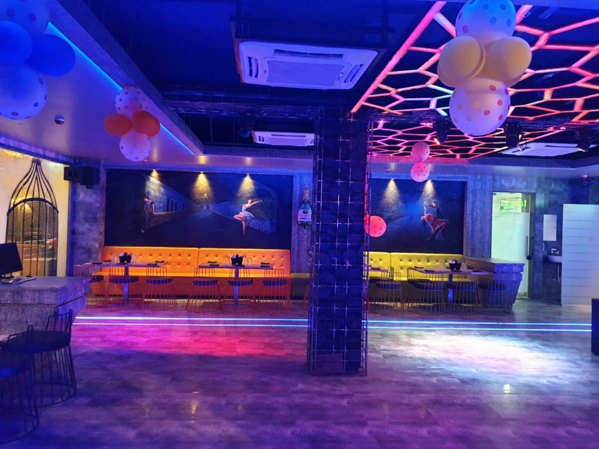 Ulhāsnagar Virat Ambe Sports Club酒店 外观 照片
